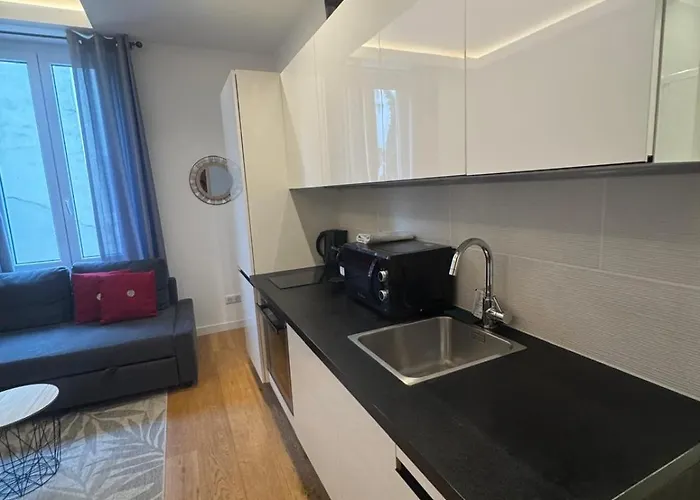 2p Place Massena Apartment